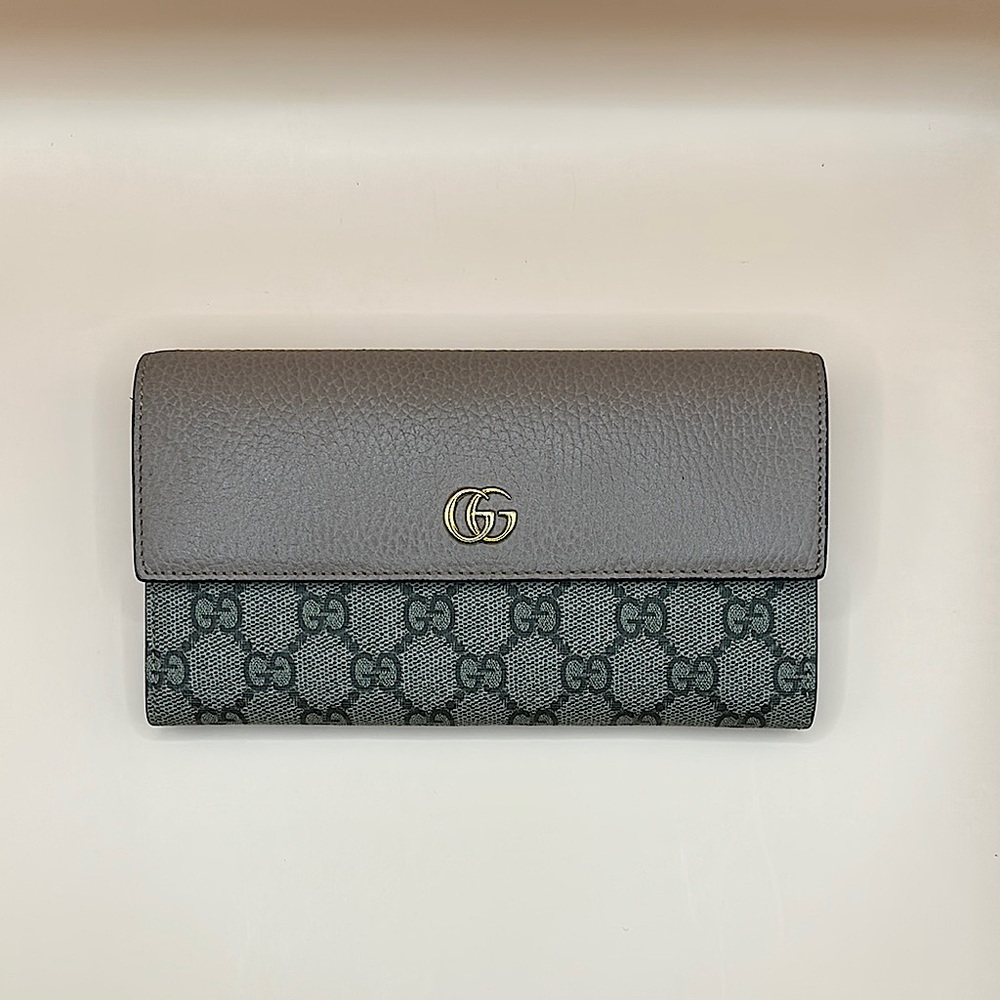 GUCCI GG Marmont continental wallet